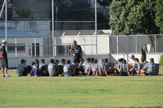 Araxá Esporte jogo contra Uberlândia